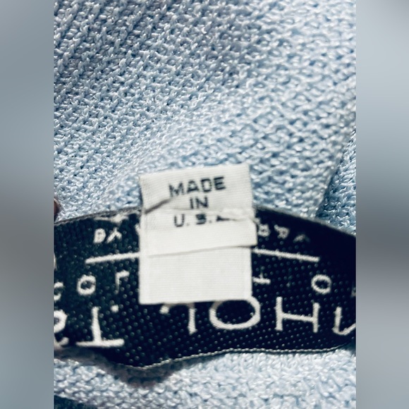 St. John Collection By Marie Gray knit sleeveless top-SMALL- in powder blue - Picture 5 of 5